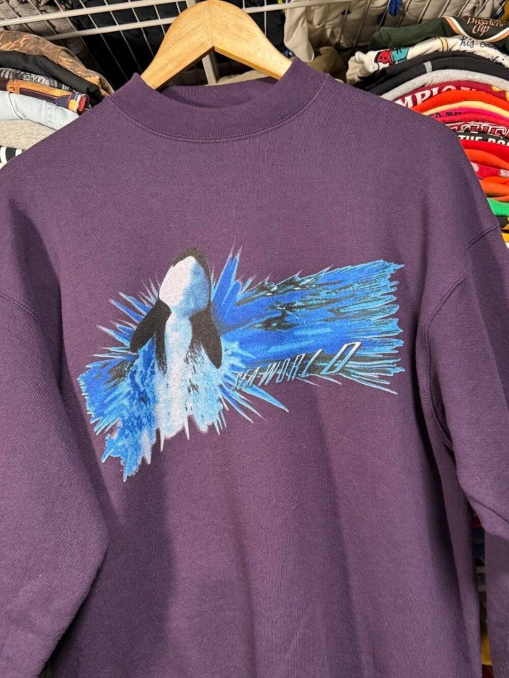 90s Vintage seaworld orca whale purple crew neck sweatshirt
